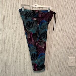 Purple & Blue DanSkin Now  Large  Leggings with Adjustable Waistband Capri